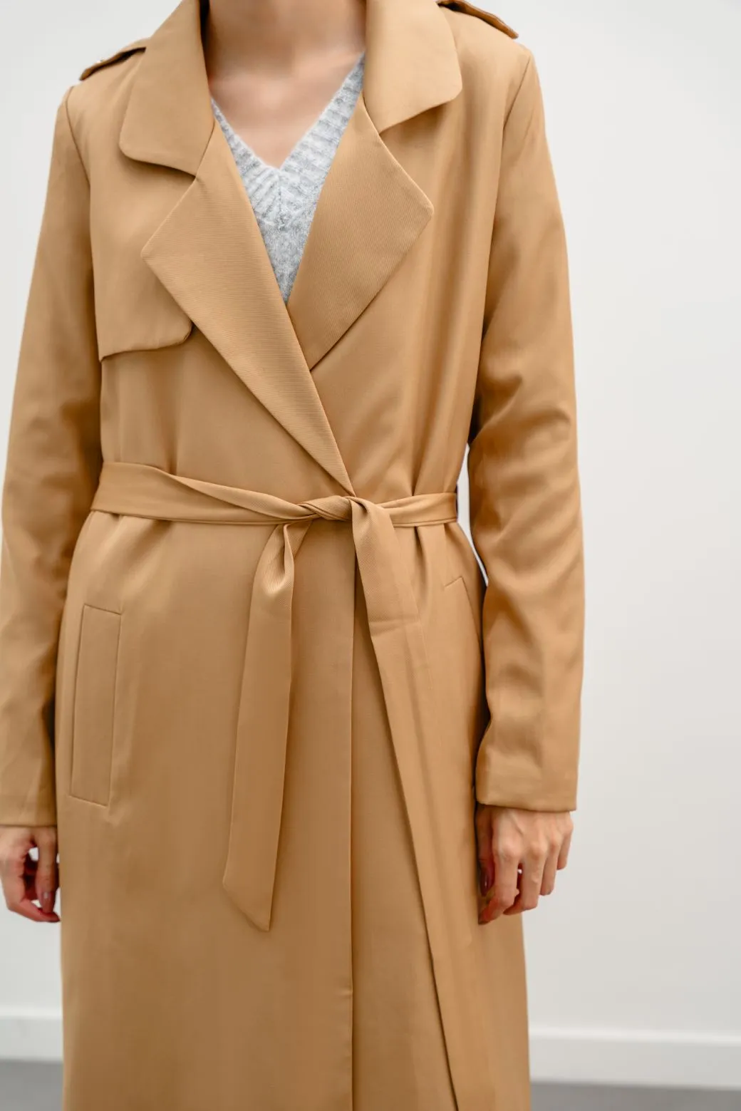 CLASSIC TRENCH COAT